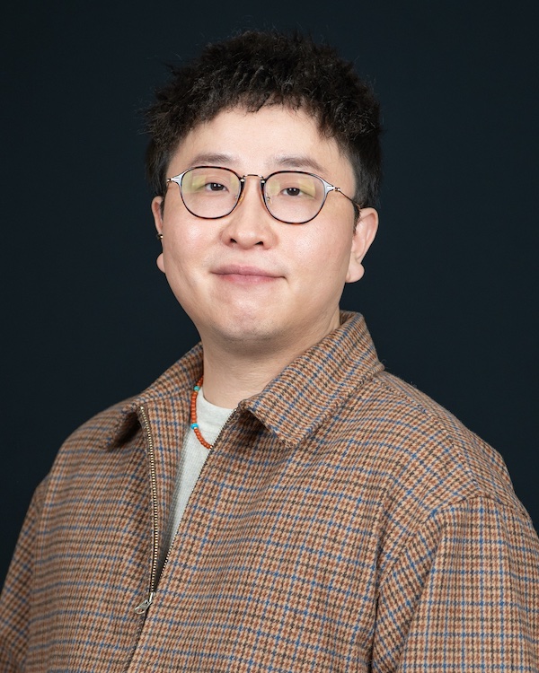 RHeadshot of yan Wang